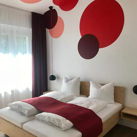 בית הארחה Busses פרייבורג